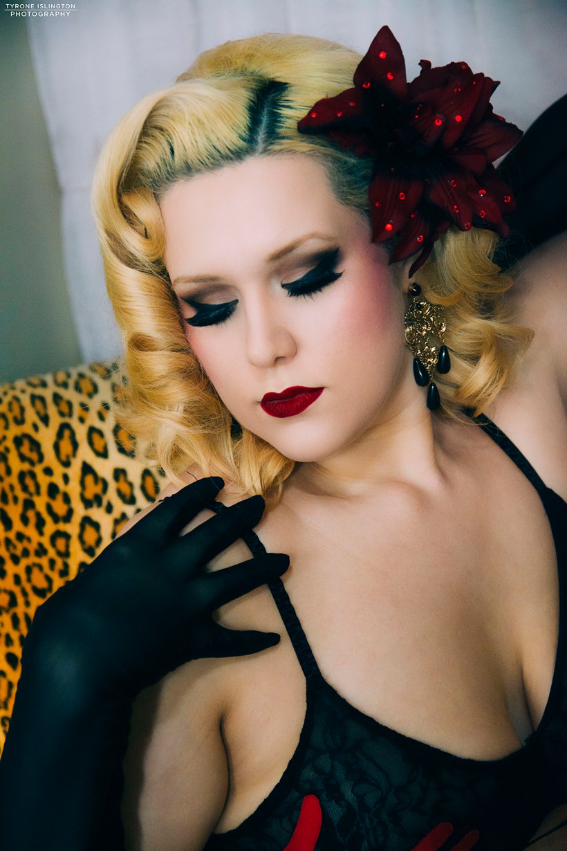 Model/MUA: Dolly Monroe Tyrone islington Photography© 2018 All Rights Reserved